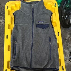 Patagonia synchilla Charcoal and Navy Fleece Vest